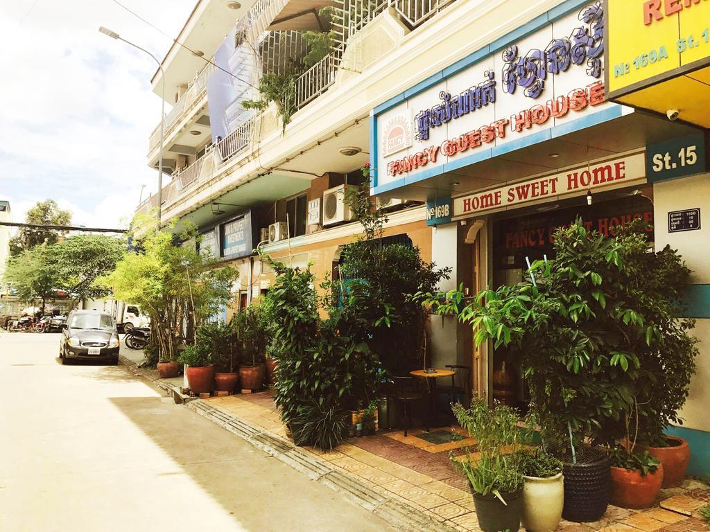 Fancy Guesthouse Phnom Penh Eksteriør billede